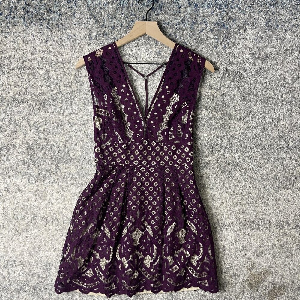 Free‎ People Dress Womens 2 Purple Lace Mini Fit Flare V-Neck Open Back Boho